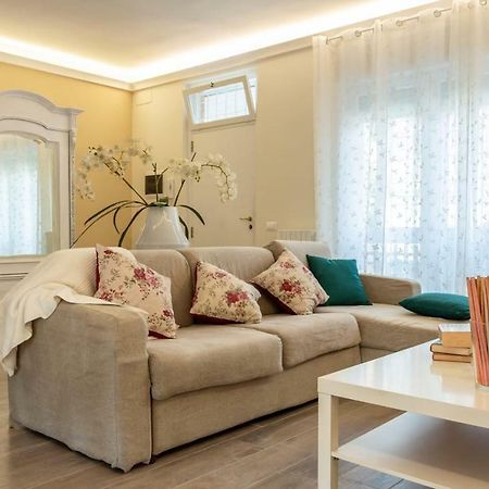 Villa La Camelia Bianca à Rome Extérieur photo